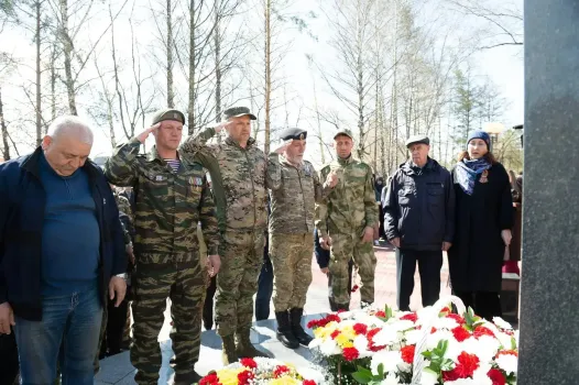 В Нижнекамске открыли Аллею героев Чернобыля