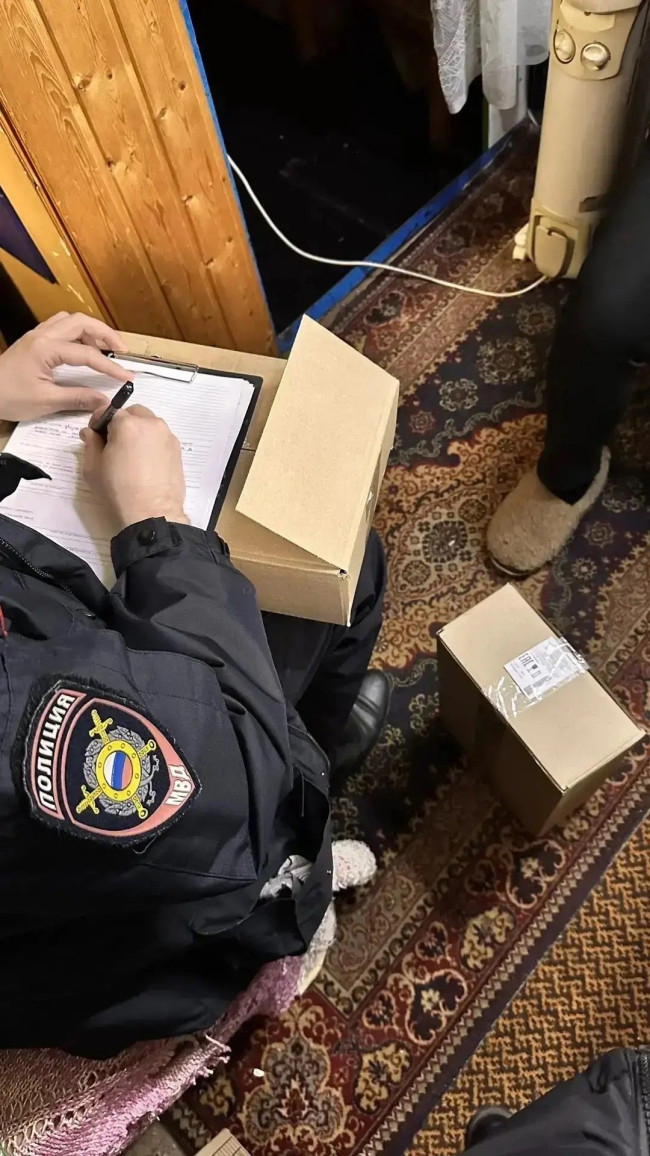 В Набережных Челнах изъяли 60 флаконов спиртосодержащей продукции