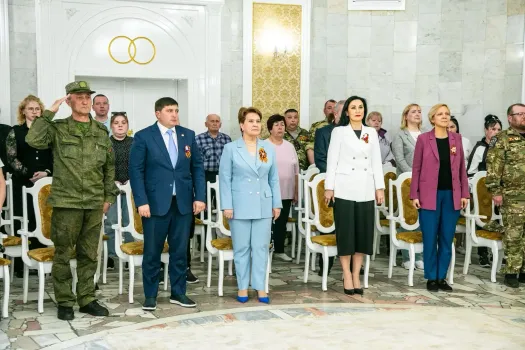 Минниханов открыл памятник Ильдусу Мостюкову в Казани на Аллее Славы