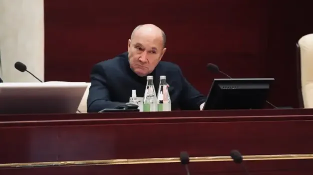 Ахметов вошел в топ-10 медиарейтинга глав региональных парламентов России