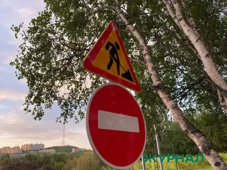 В Нижнекамске ограничено движение по улице 50 лет Октября из-за ремонта тепловода